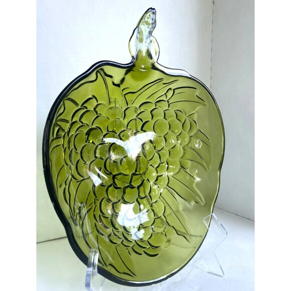 Vtg Green Indiana Glass Grape & Leaf Decorative Bowl Plate With Stem Handle READ - Picture 2 of 11